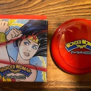 MAC Wonder Woman Powder Blush
